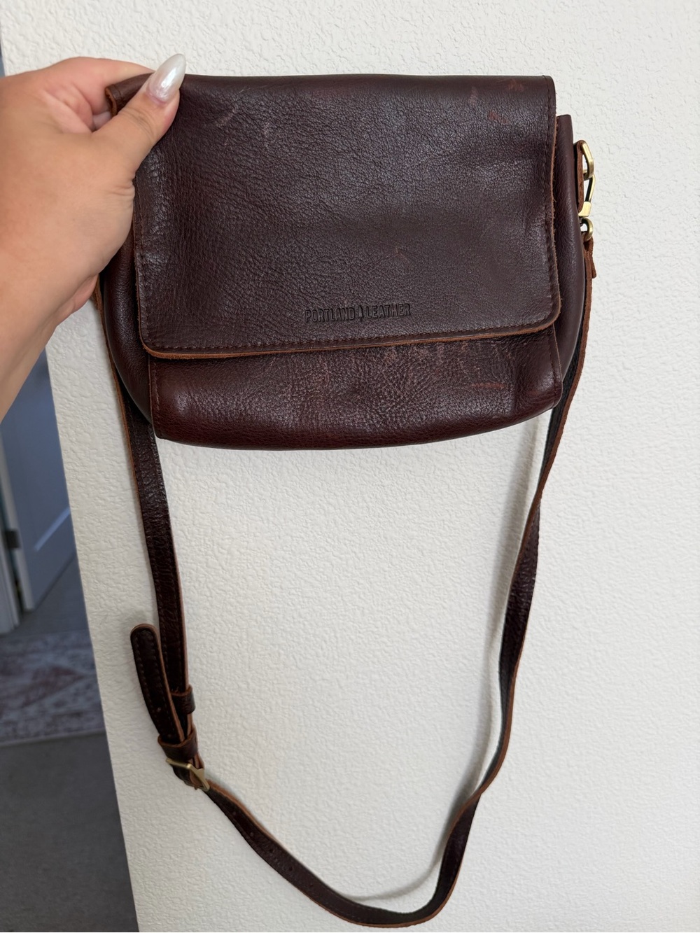 Portland Leather Dark Brown Leather Messenger Crossbody